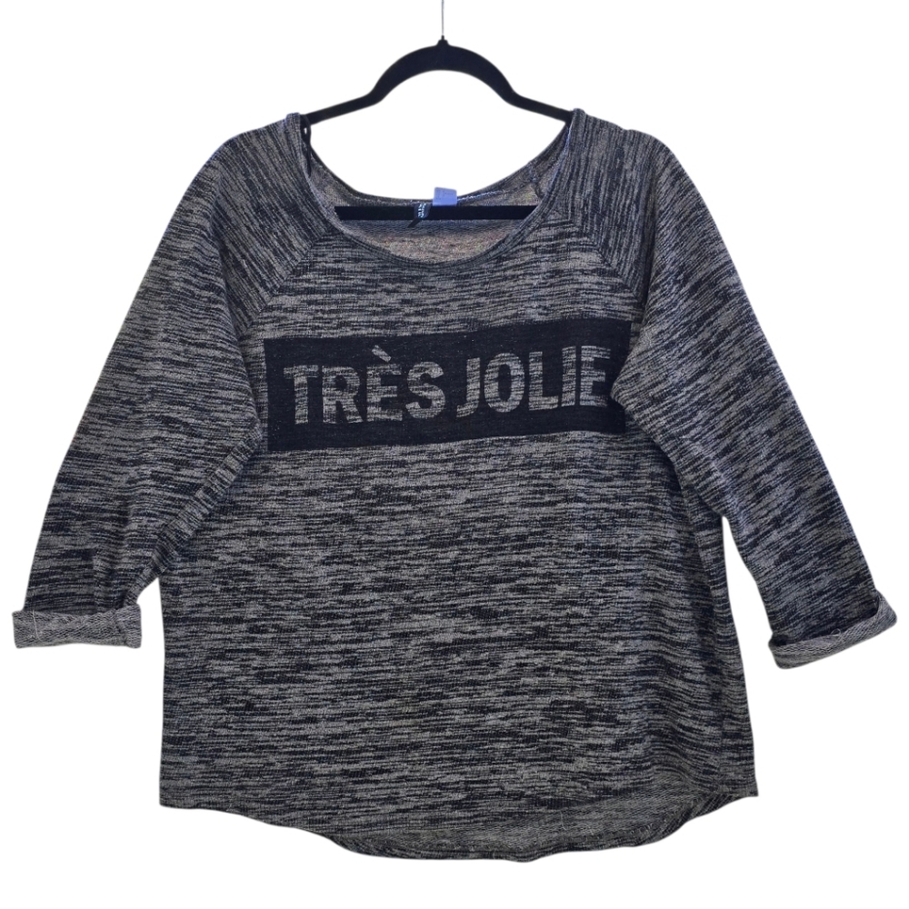 Tres Jolie Black and Gray Shirt | Size Large | Very Pretty Relaxed Fit